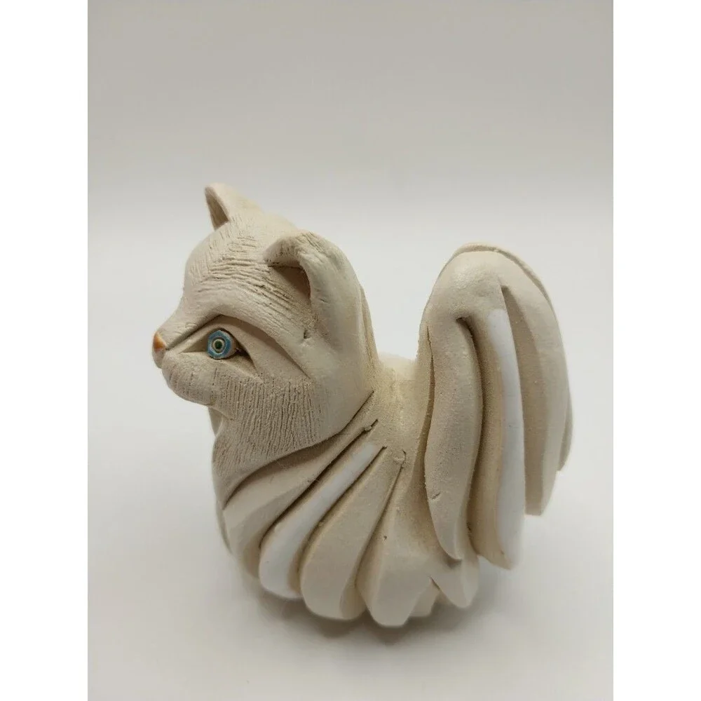 Artesania Rinconada Uruguay Signed White Ceramic Cat Figurine Hand Painted Art